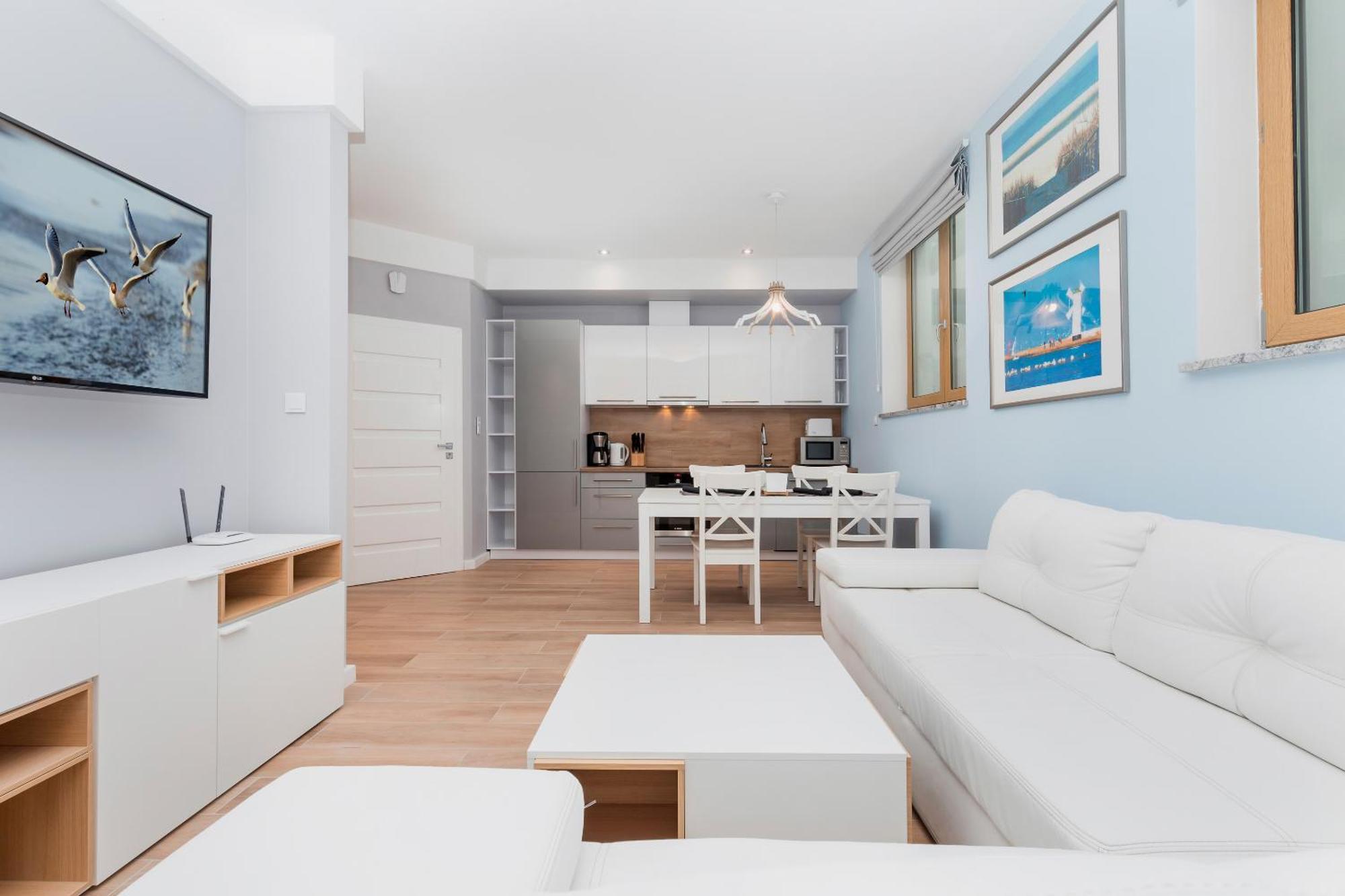 Underground Apartment In A Lux Holiday House Posejdon By Renters Prestige Kolczewo Ngoại thất bức ảnh