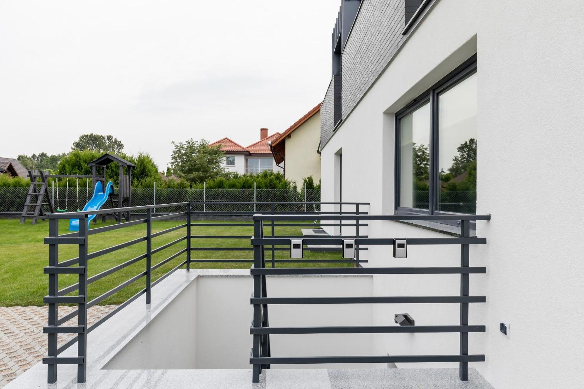 Underground Apartment In A Lux Holiday House Posejdon By Renters Prestige Kolczewo Ngoại thất bức ảnh
